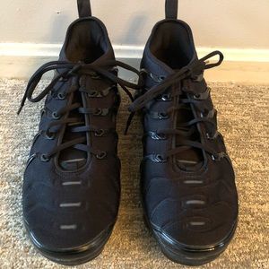 Men black Nike Air Vapor Max Plus size 11